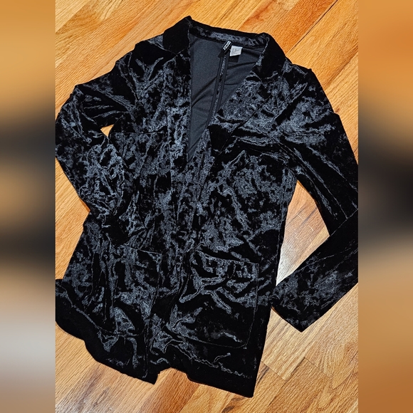 Velvet blazer for ladies - Picture 1 of 4